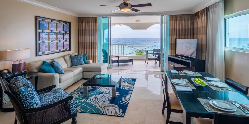 Concierge Collection One Bedroom Oceanfront Suite