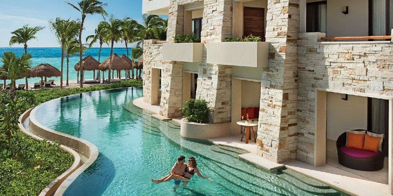 Swim out suite at Secrets Akumal Riviera Maya Resort