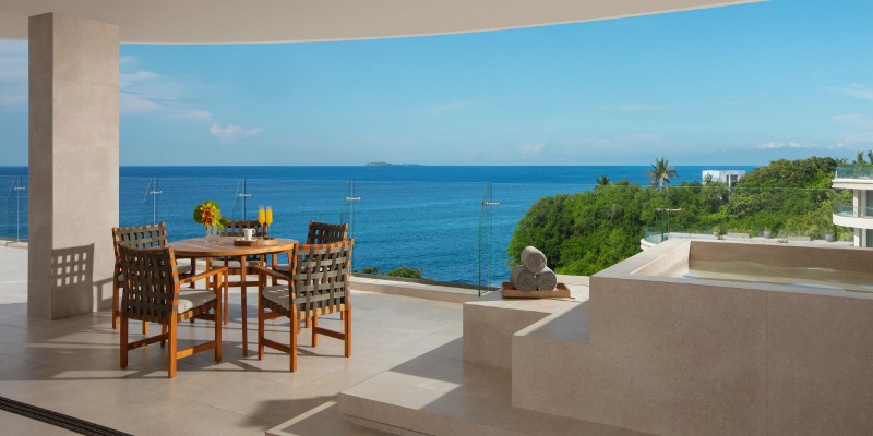 the presidential suite balcony in Dreams Bahia Mita