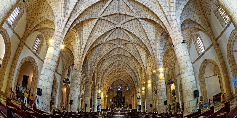 Cathedral de Santa Maria la Menor, Parque Colon, Santo Domingo